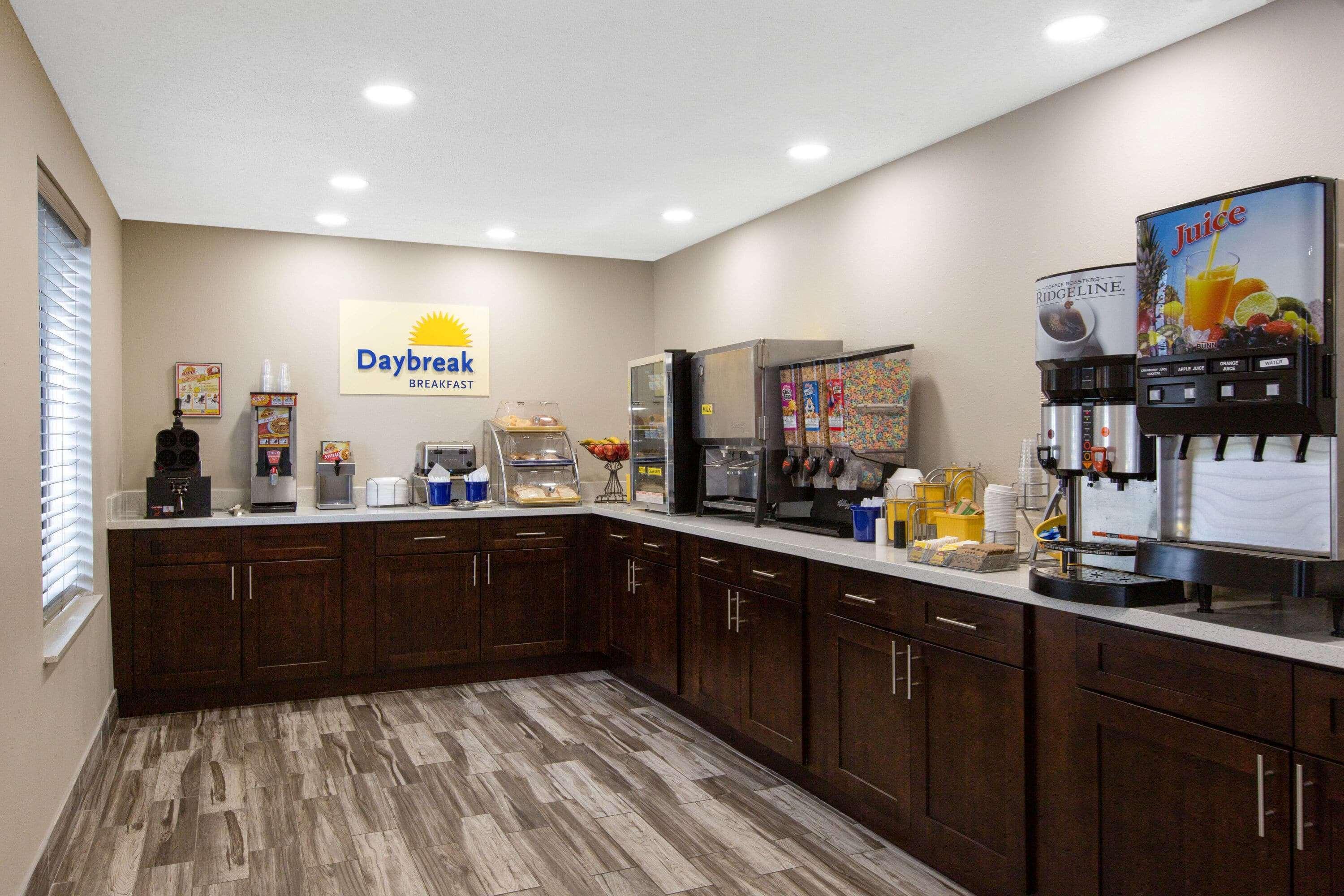 Days Inn & Suites By Wyndham Wisconsin Dells Eksteriør bilde