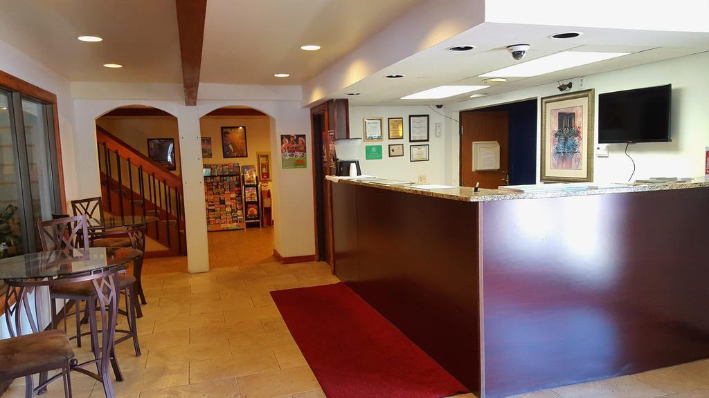 Days Inn & Suites By Wyndham Wisconsin Dells Eksteriør bilde