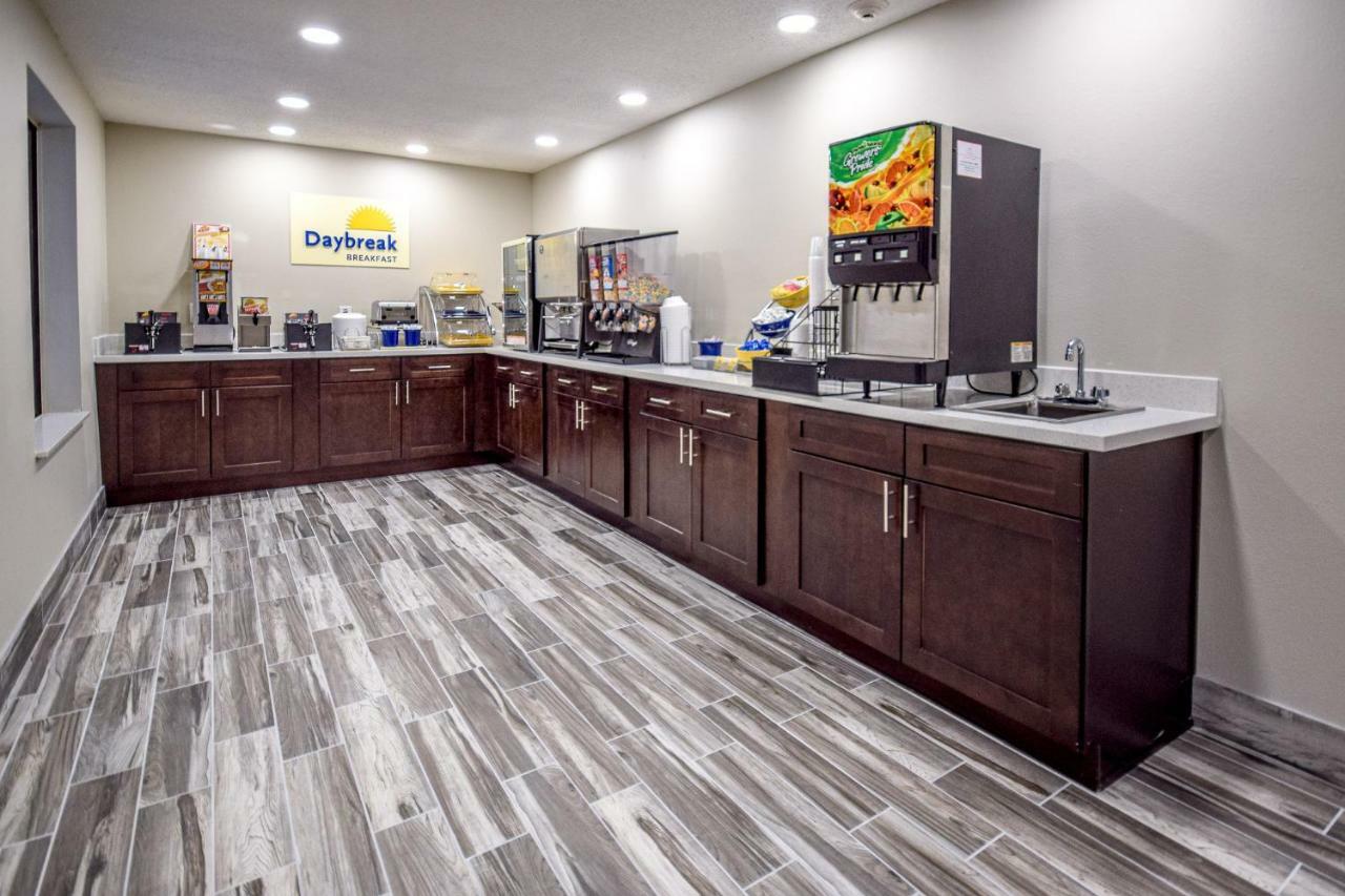 Days Inn & Suites By Wyndham Wisconsin Dells Eksteriør bilde