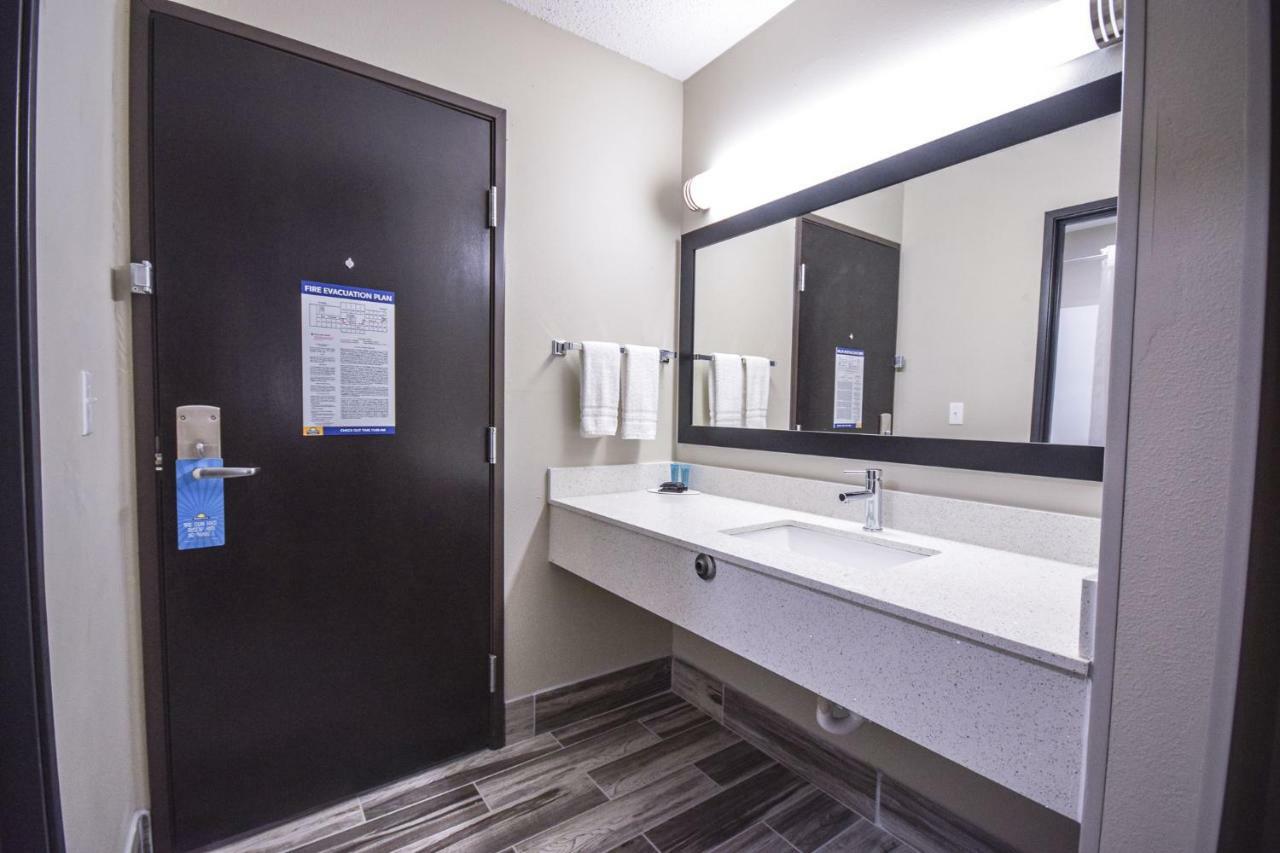 Days Inn & Suites By Wyndham Wisconsin Dells Eksteriør bilde