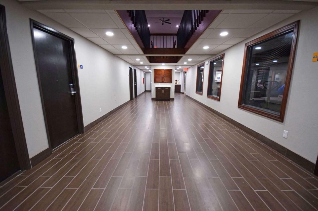 Days Inn & Suites By Wyndham Wisconsin Dells Eksteriør bilde
