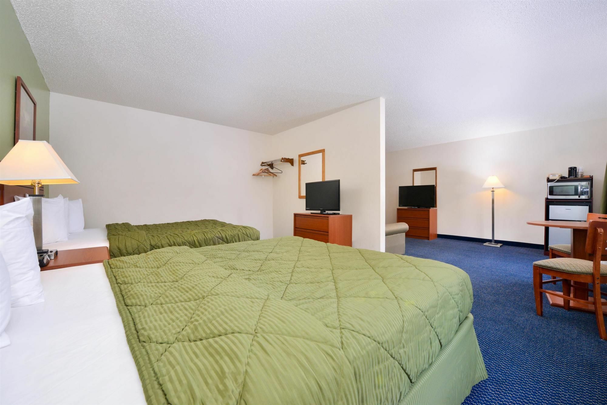 Days Inn & Suites By Wyndham Wisconsin Dells Eksteriør bilde